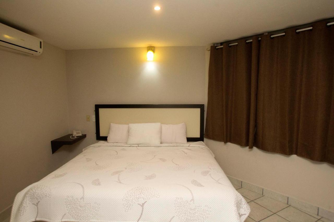 Hotel Florencia Poza Rica Kültér fotó